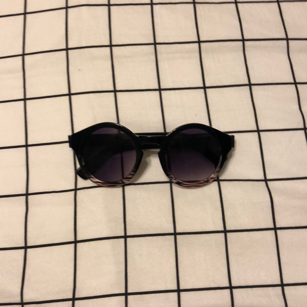 SUNGLASSES!